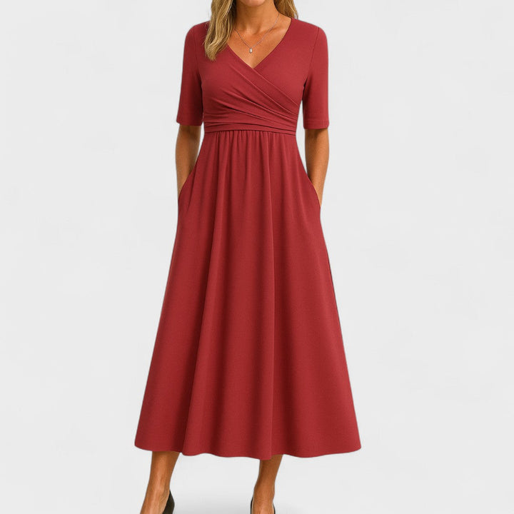 Joanne – Elegant Midi Dress with Flattering Fit