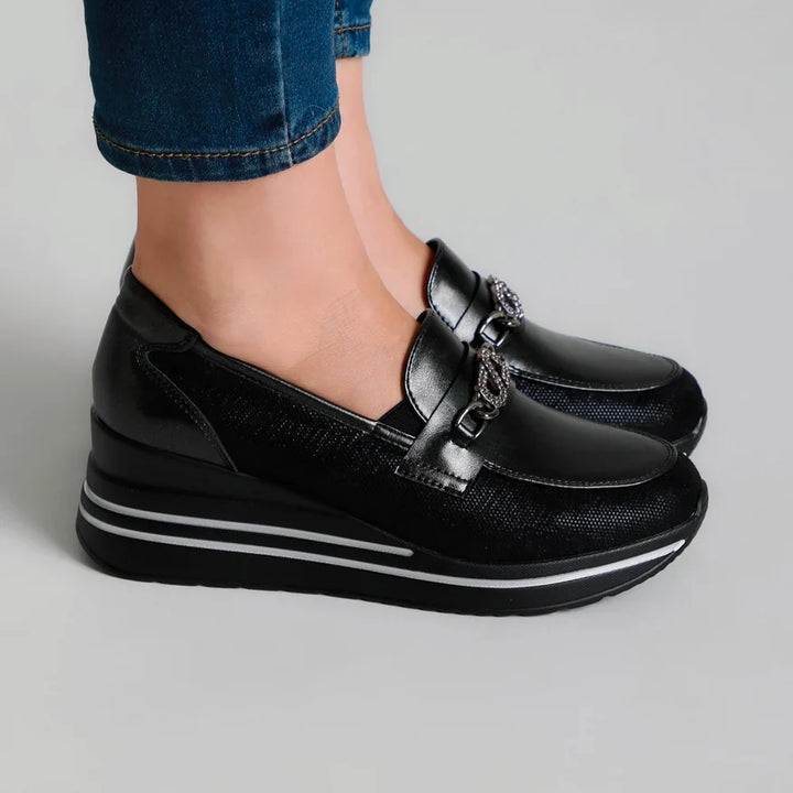 Fabiana - Comfortable Women's Moccasin