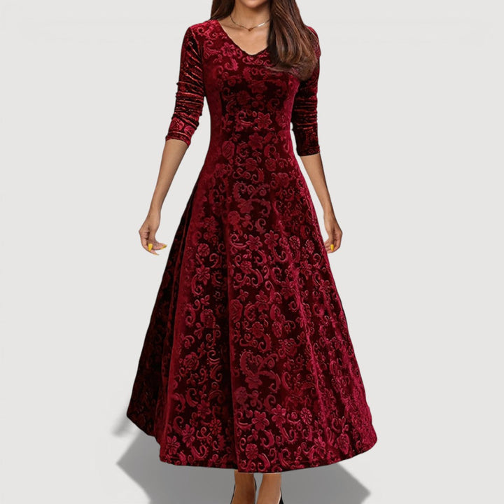 Sia - Elegant Velvet Dress