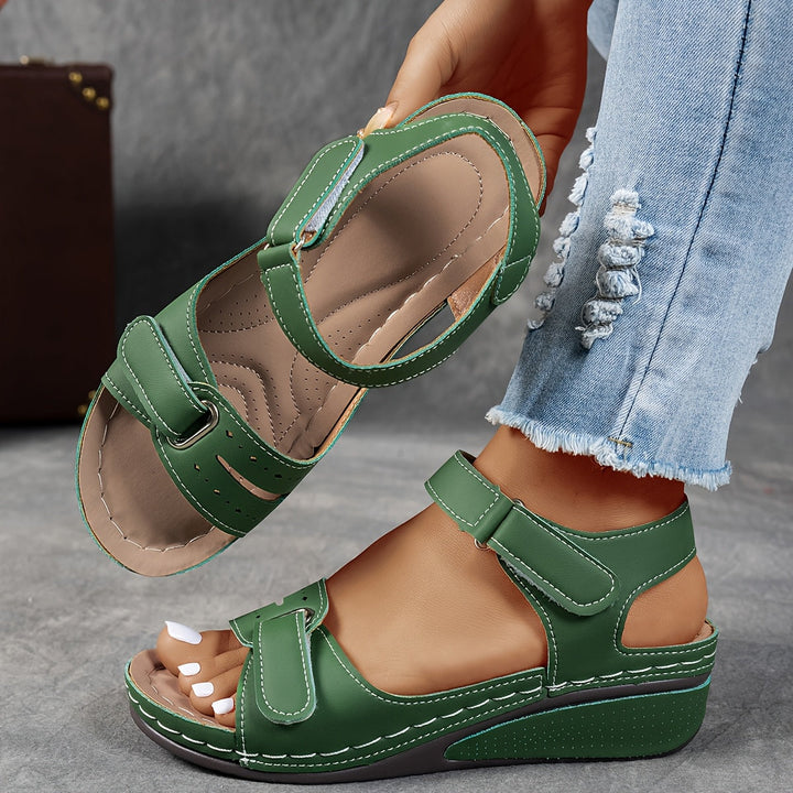 Riza – Elegant Orthopedic Sandals