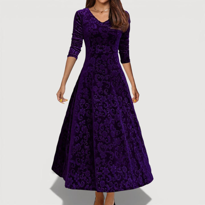 Sia - Elegant Velvet Dress