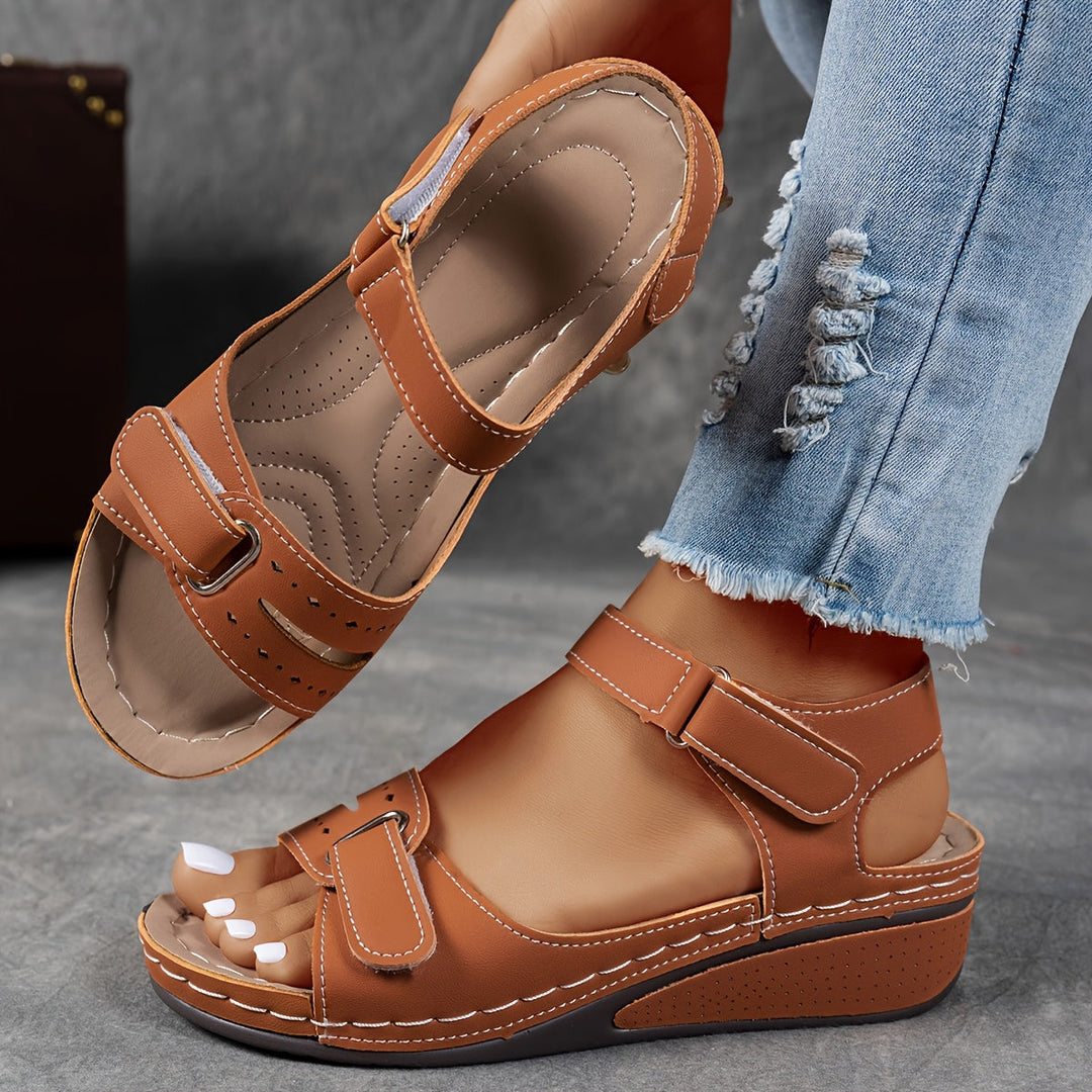 Riza – Elegant Orthopedic Sandals