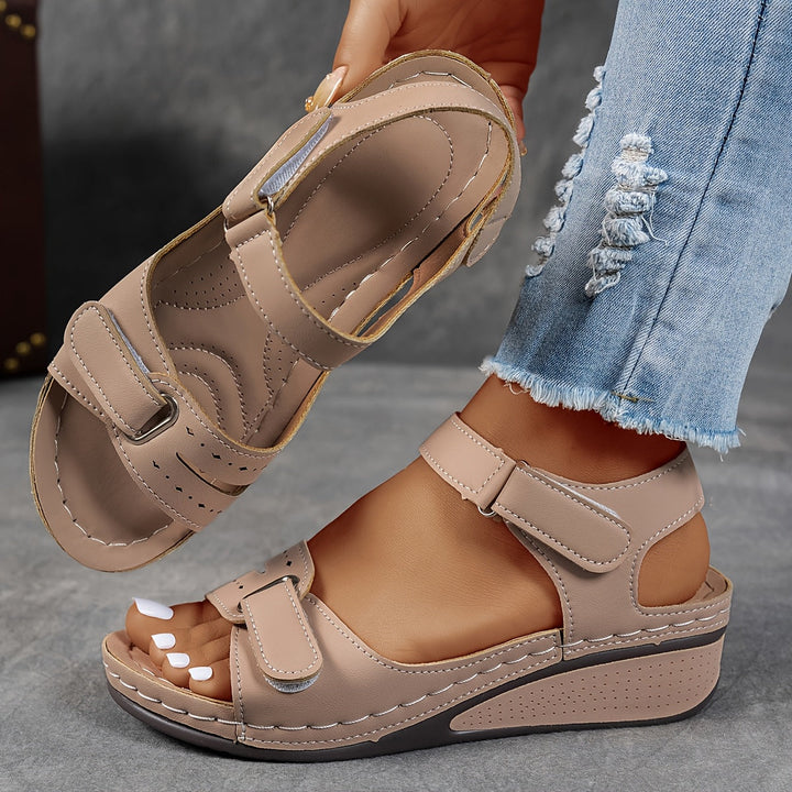 Riza – Elegant Orthopedic Sandals