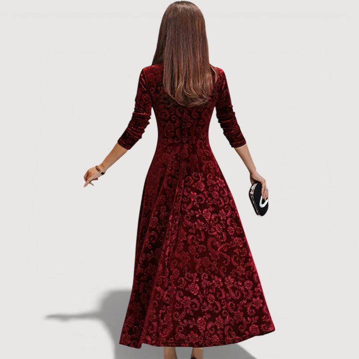 Sia - Elegant Velvet Dress