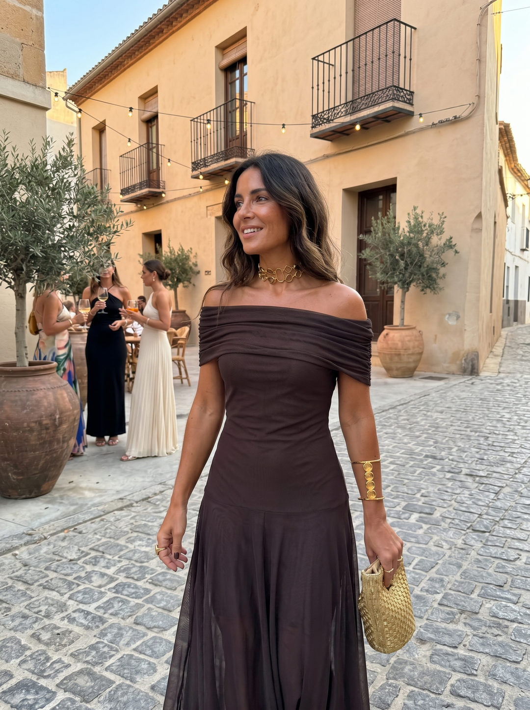 Mia - Elegant Off Shoulder Maxi Dress