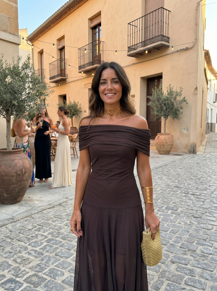 Mia - Elegant Off Shoulder Maxi Dress