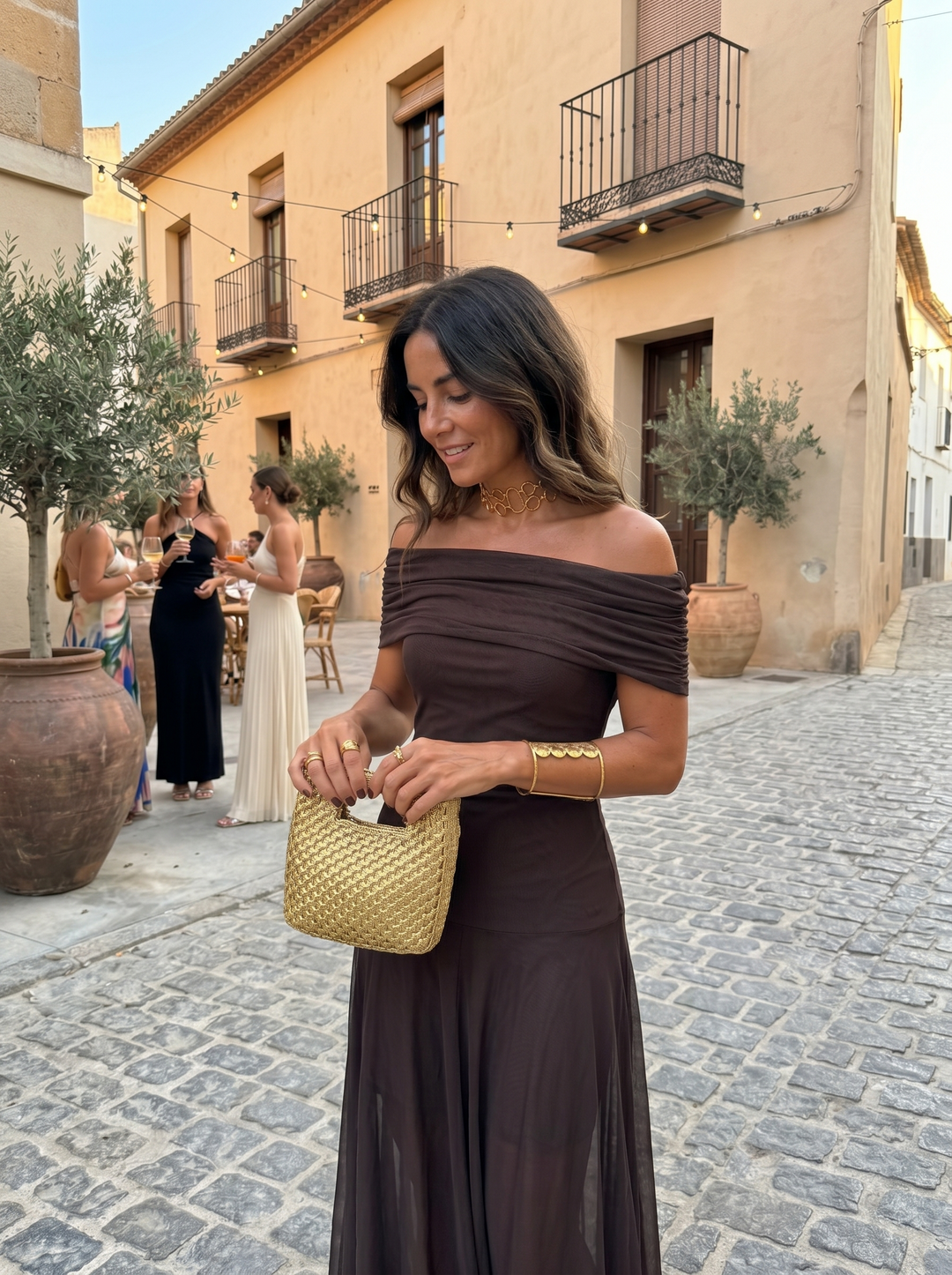 Mia - Elegant Off Shoulder Maxi Dress