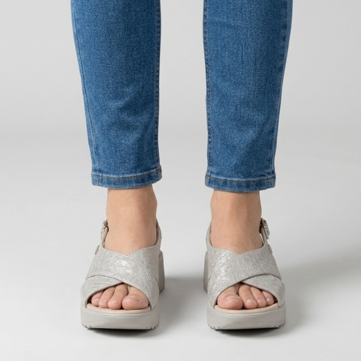 Jasmin - Cushioned Platform Sandals