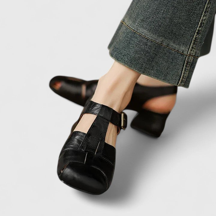 Madella – Elegant Leather Sandals with Block Heel