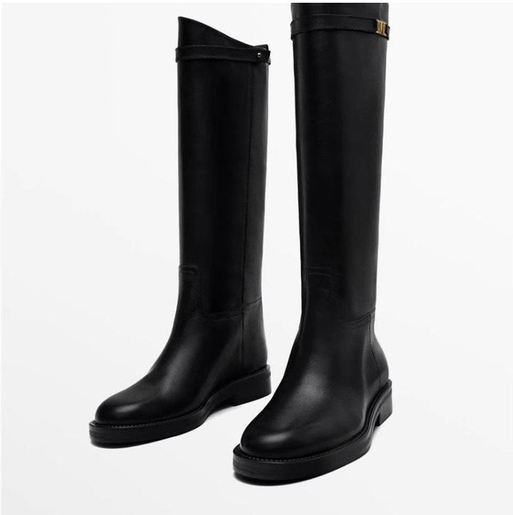 Laiza – Minimalist Block Heel Boots with Chic Buckle Detail