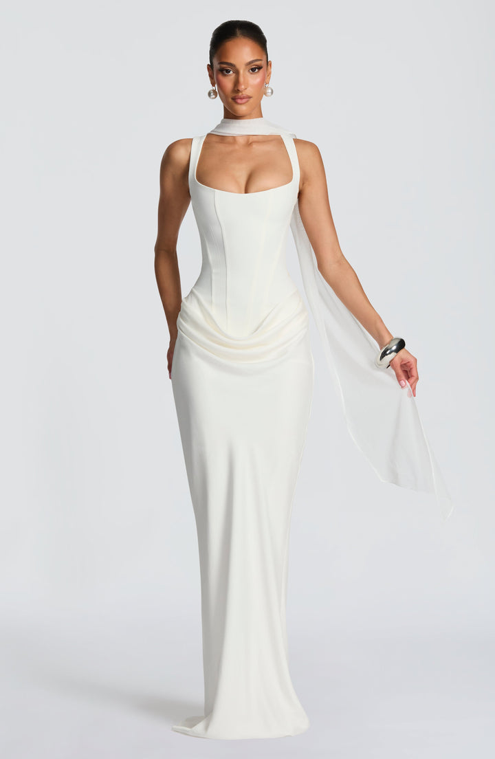 Louisse – Maxi Dress with Square Neckline