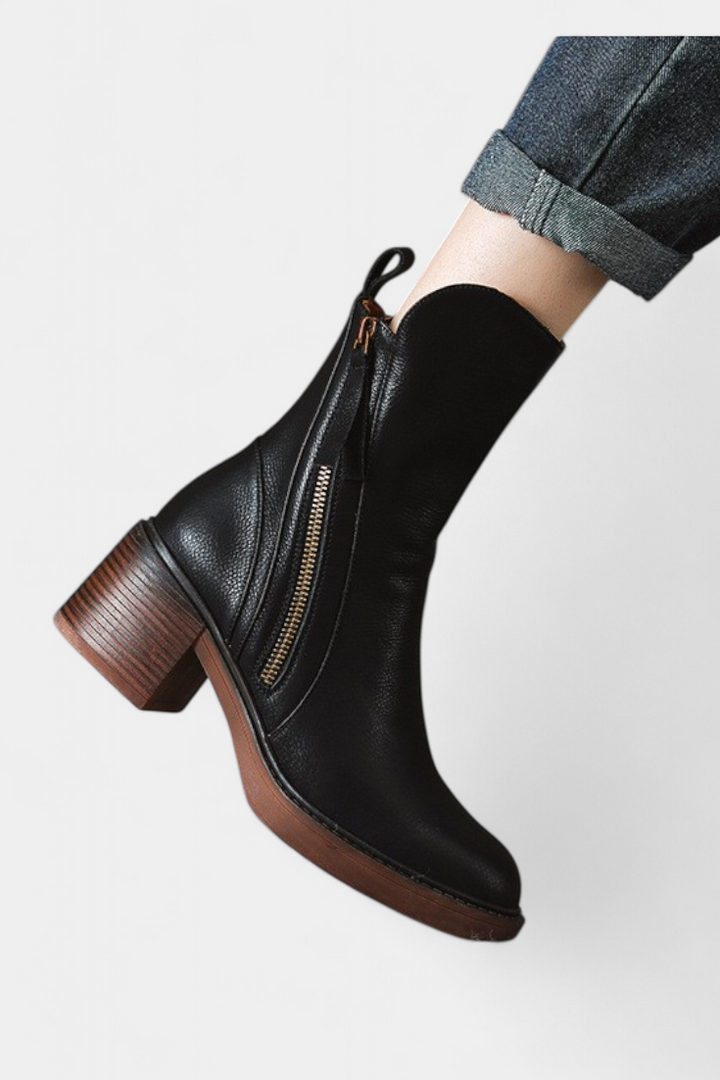 Irilla Ankle Boots: Stylish Design with a Sophisticated Touch