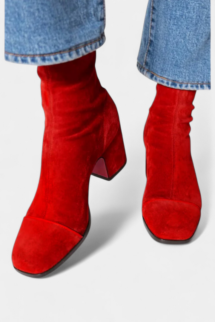 Erica Contemporary Chunky Heel Boots with Classic Design