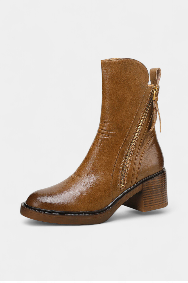 Irilla Ankle Boots: Stylish Design with a Sophisticated Touch
