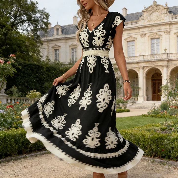 Canda - Elegant Maxi Dress